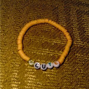 A bracelet it fit any size